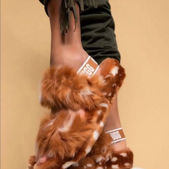 UGG WOMENS OH YEAH SPOTS FUR FLUFF SLIDE SANDAL - Picture 6 of 7